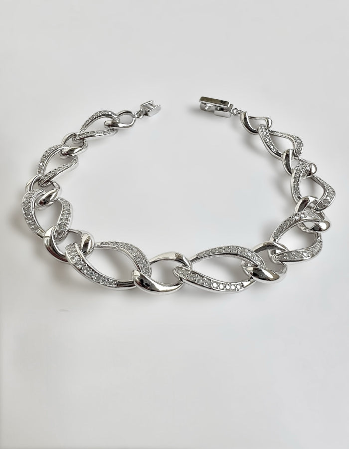 Елегантна сребърна гривна “Алис“
